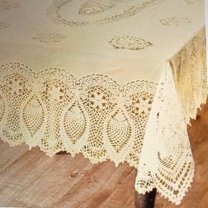 Beautiful crochet lace Ivory cream Handy vinyl tablecloth. NWT!